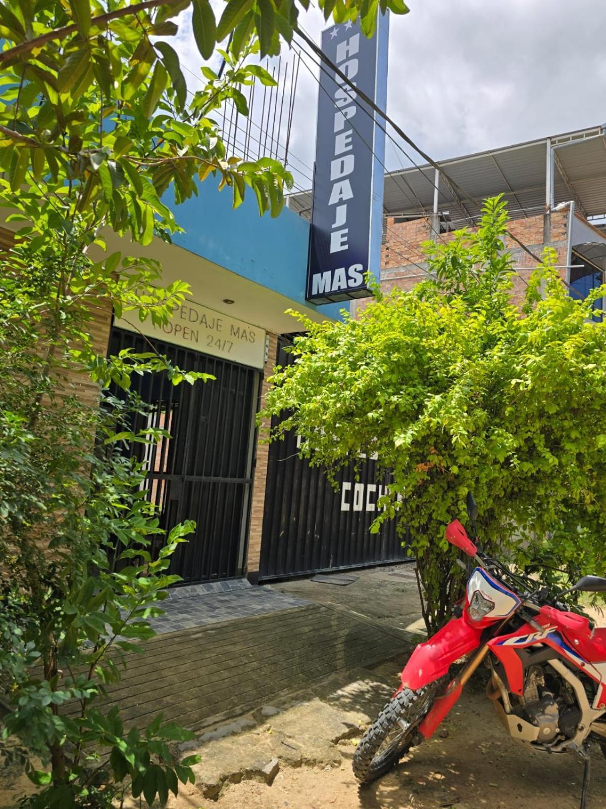 Hospedaje Mas Tarapoto Exterior photo