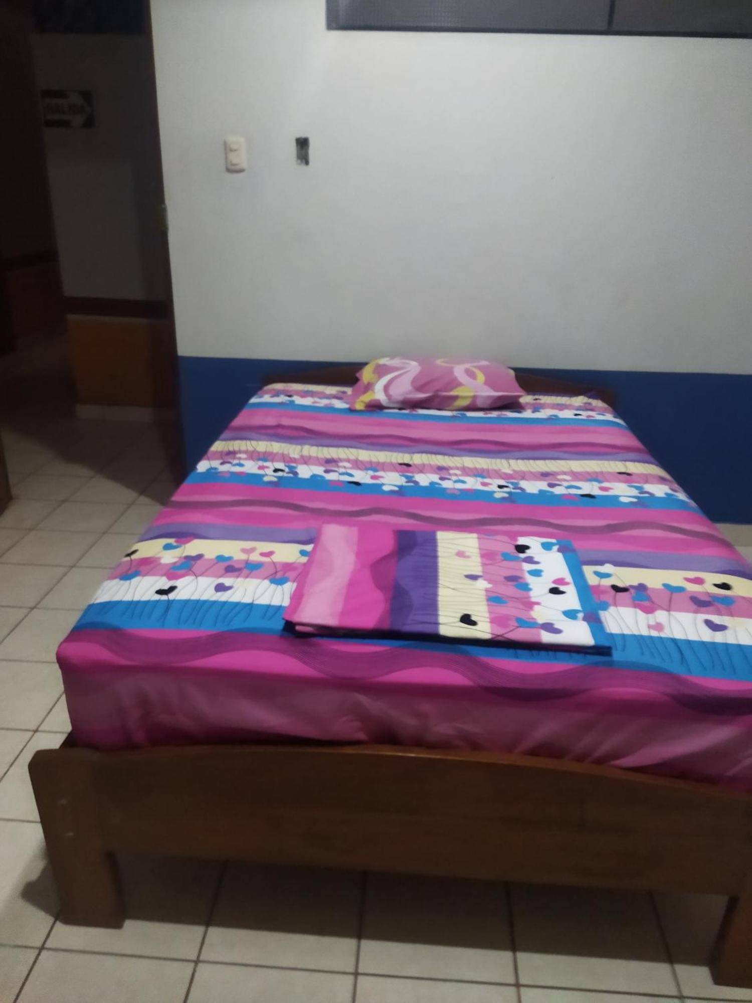 Hospedaje Mas Tarapoto Exterior photo
